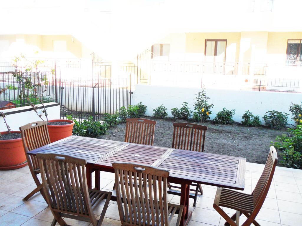Porta Del Sole Apartment Manfredonia Exterior photo